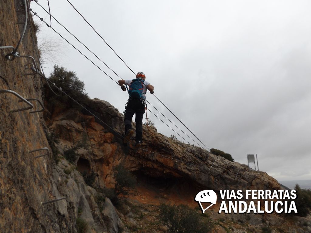 puente tibetano via ferrata fuente la peña