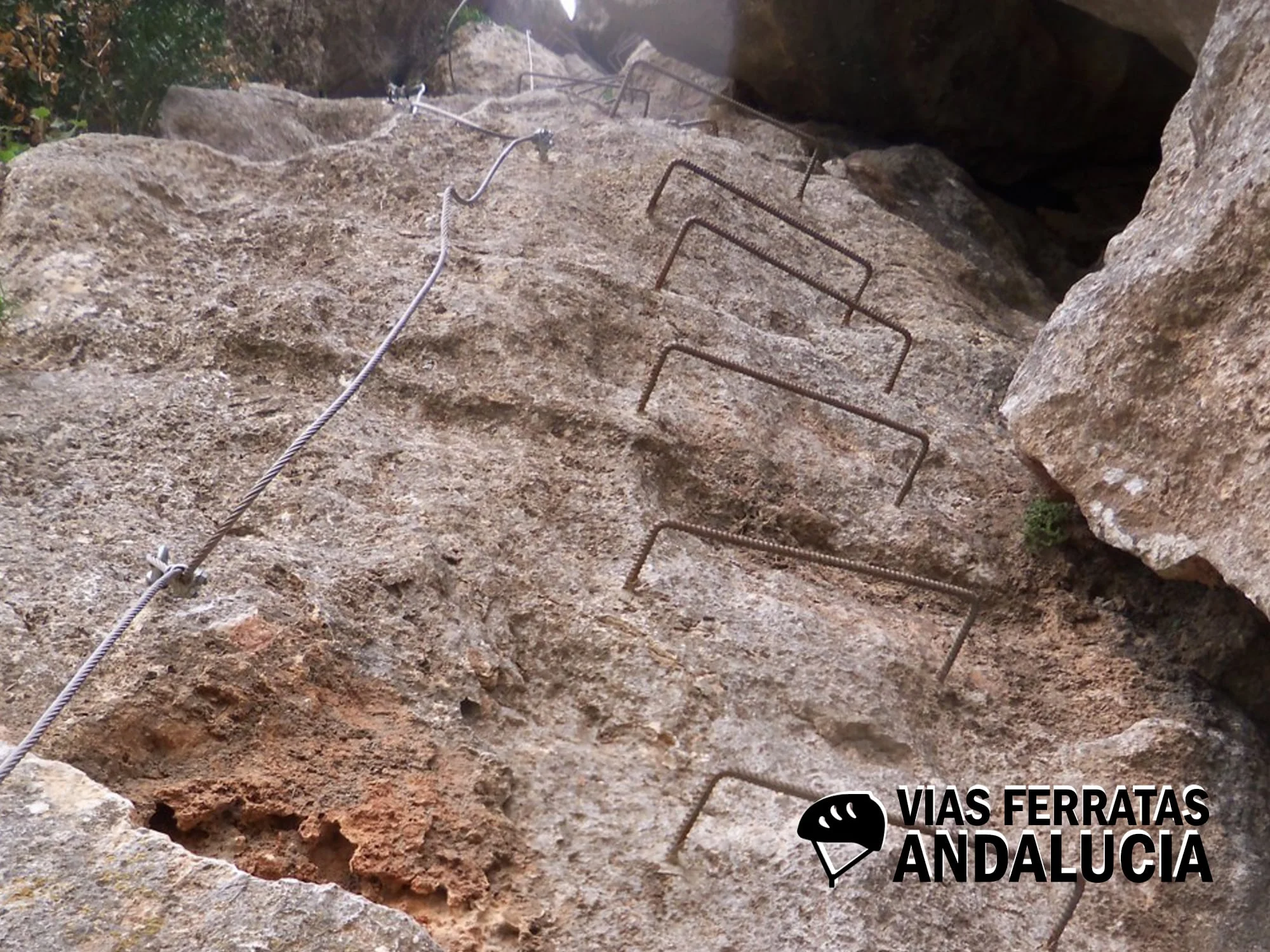 003-viasferratasandalucia-fuente gorda-comares-malaga-002