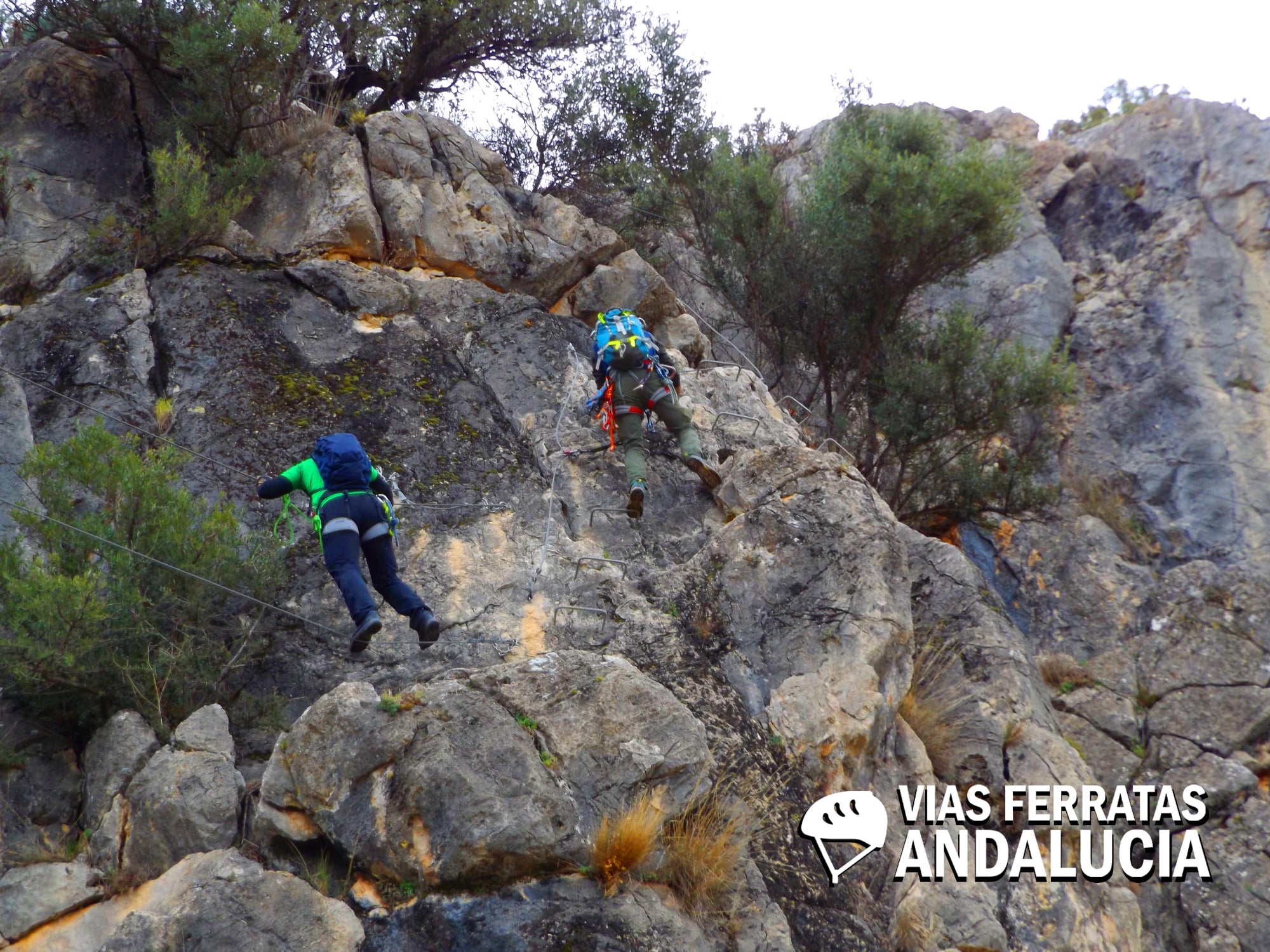 003-viasferratasandalucia-castillo-locubin-jaen-008-min