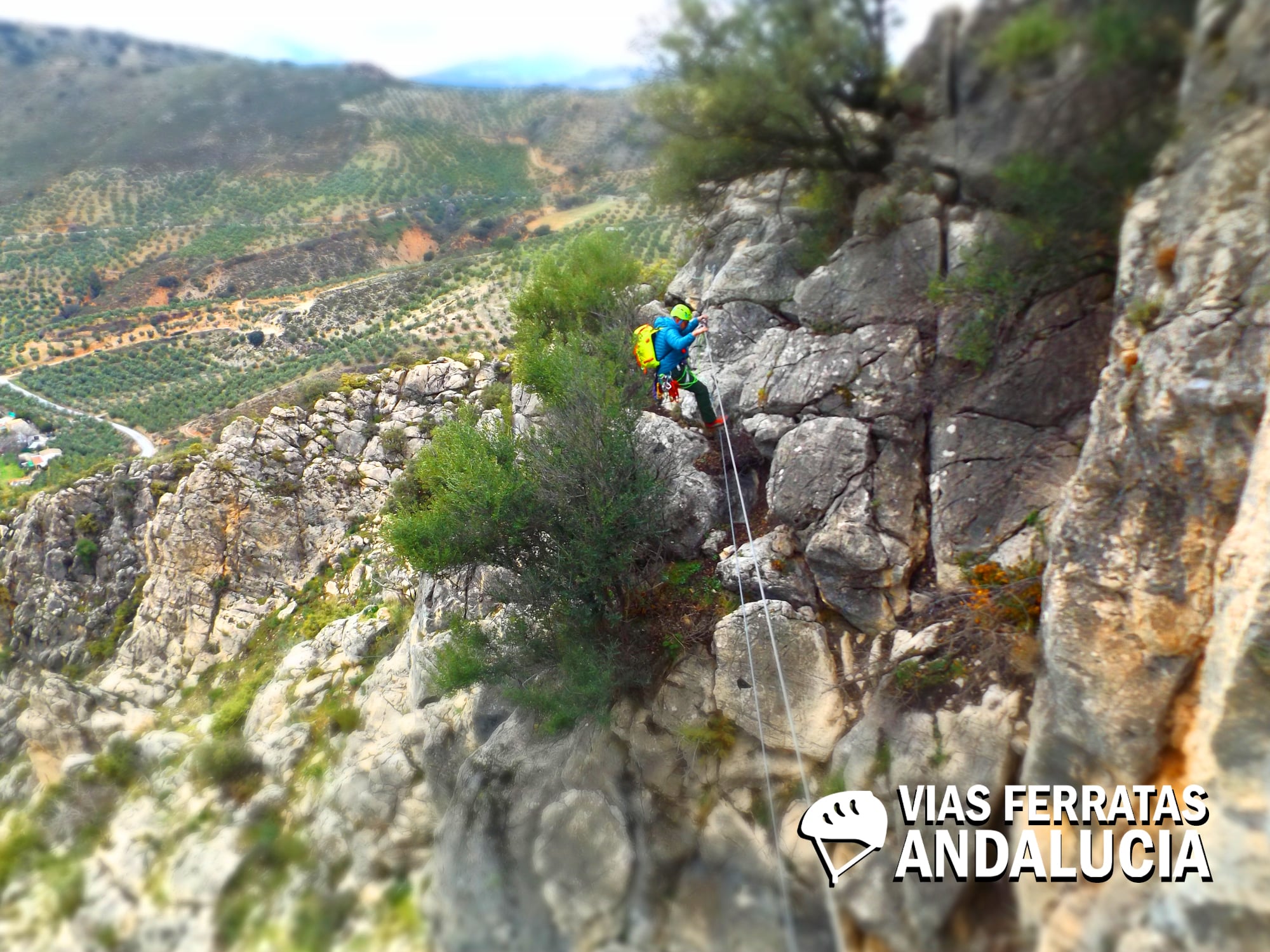 003-viasferratasandalucia-castillo-locubin-jaen-011-min