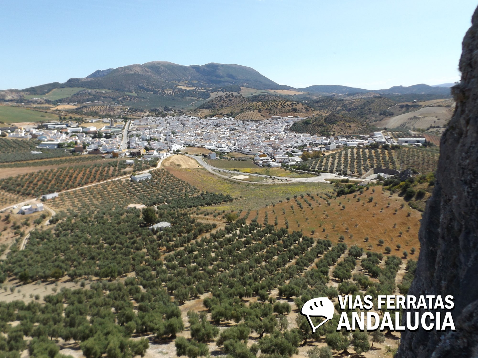 003-viasferratasandalucia-castillo-hierro-pruna-sevilla-004-min