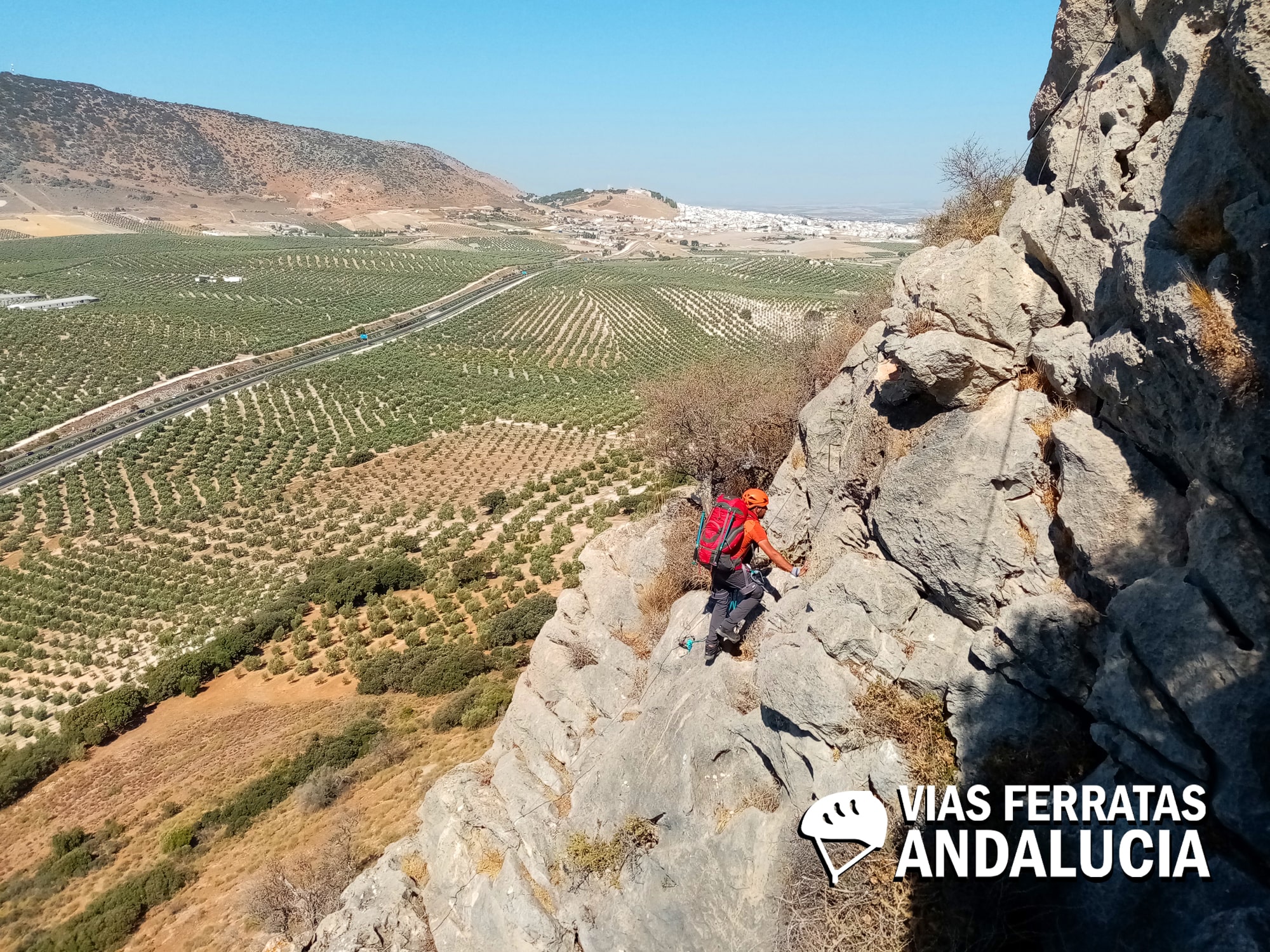 003-viasferratasandalucia-monte-hacho-estepa-sevilla-006-min
