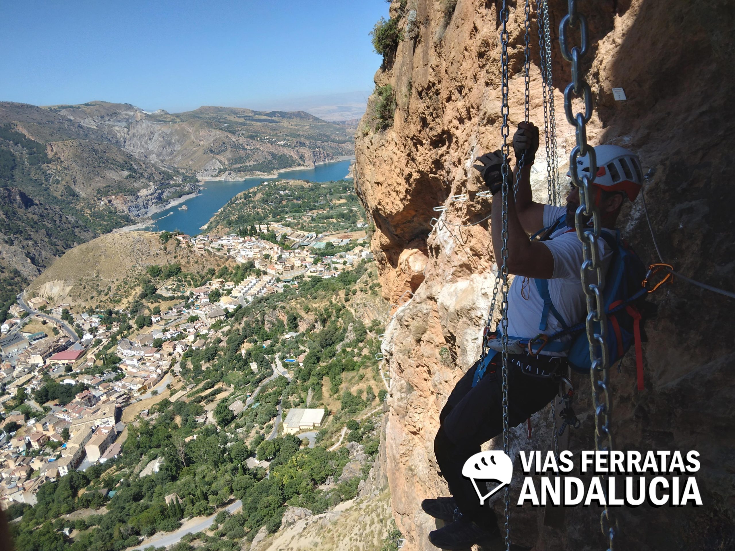 003-viasferratasandalucia-arana-guejar-sierra-granada-021-min